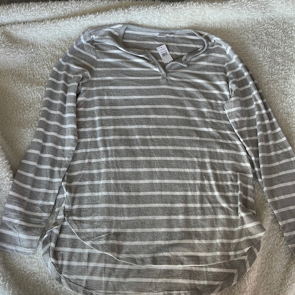 Gap Long Sleeve Shirt